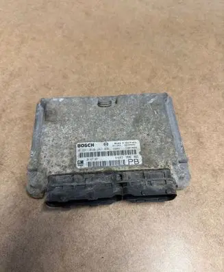 Opel Astra H Engine control unit/module 28SA4802 24417167 0281010267