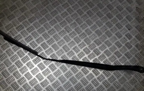 Nissan Qashqai Front wiper blade arm 80017917A
