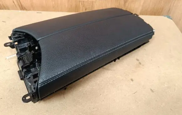 Mercedes-Benz GLC X253 C253 Armrest A2056808804