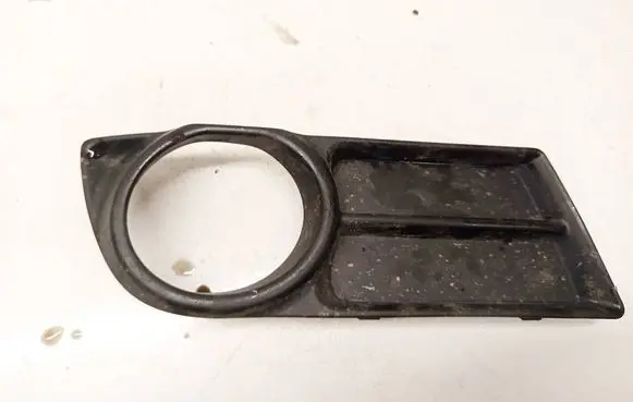 Toyota Corolla Verso AR10 Front bumper lower grill 521270f040