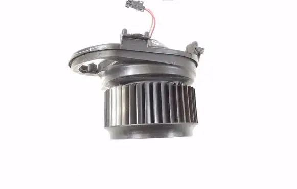 Infiniti Q30 Heater fan/blower A2469062501