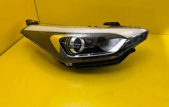 Hyundai i20 (GB IB) Headlight/headlamp 92102C8200