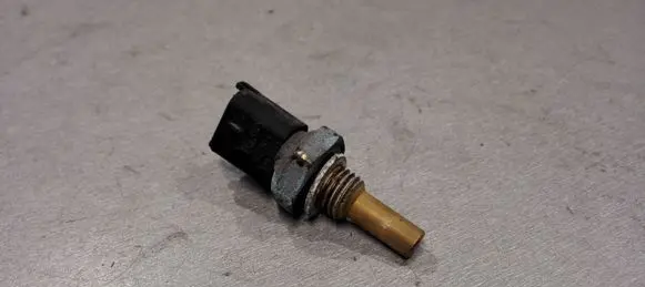 Coolant temperature sensor
