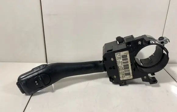 Audi A6 S6 C5 4B Indicator stalk 8L0953513J
