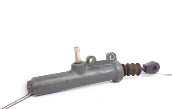 Mercedes-Benz E W210 Clutch master cylinder 2022900112