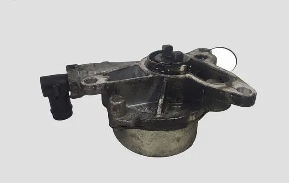 Nissan X-Trail T31 Vacuum pump 146502018R