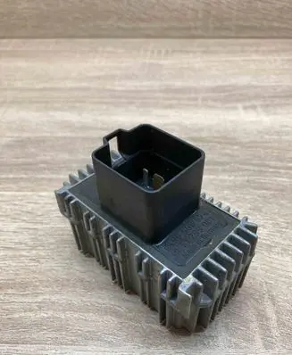 Opel Astra G Glow plug pre-heat relay 90508974 51299001