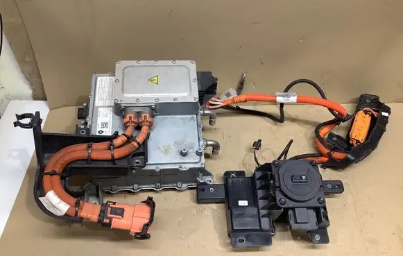 Dacia Spring Voltage converter/converter module 296055135R 241368058R
