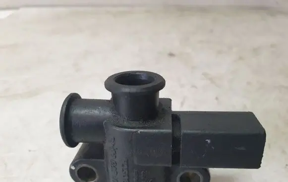 Mercedes-Benz E W210 Sensor A6110780049