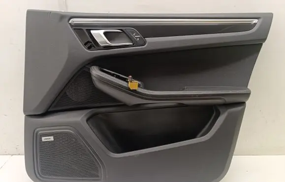 Porsche Macan (95B) Front door card panel trim 95B867012