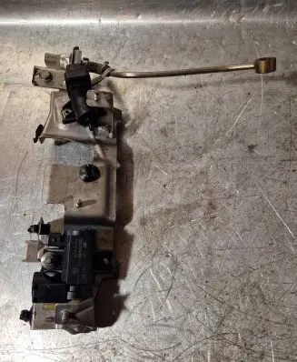 Nissan NV300 Turbo solenoid valve 8200790180 70181405