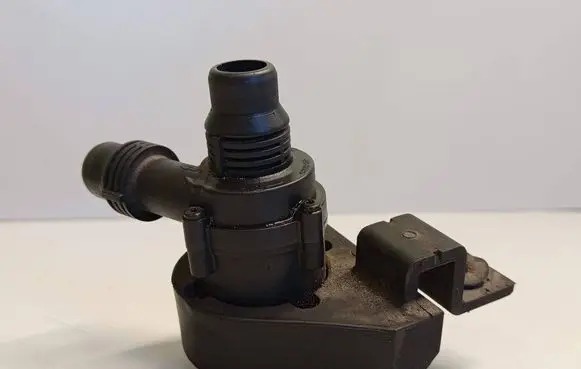 BMW 5 E60 E61 Electric auxiliary coolant/water pump 50018904 84513T290