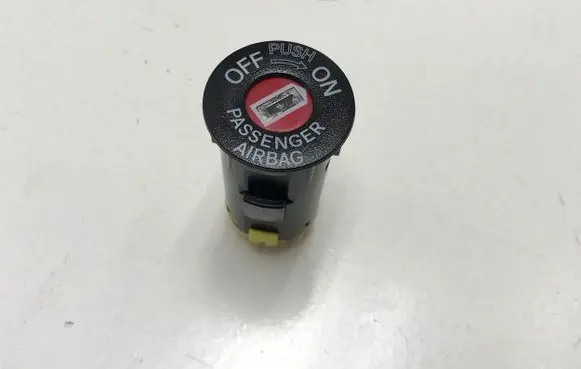 Honda HR-V Passenger airbag on/off switch 3M02J
