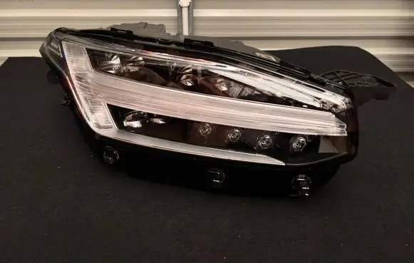 Volvo XC90 Headlight/headlamp 312446887 316770039 31446881