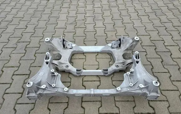 BMW 7 G70 Front axle beam 