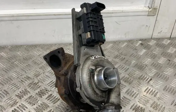 Volvo V70 Turbo 30757079 7517794 GT02056VL