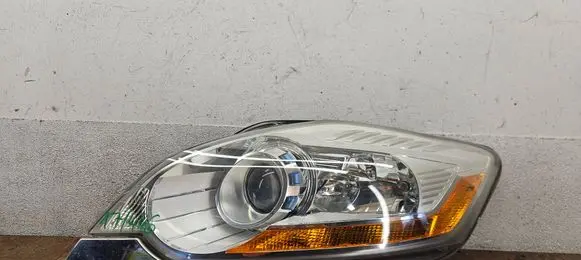 Ford Kuga I Headlight/headlamp