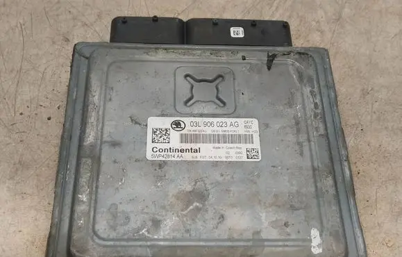 Skoda Octavia Mk2 (1Z) Engine control unit/module 03L906023AG 5WP42814AA