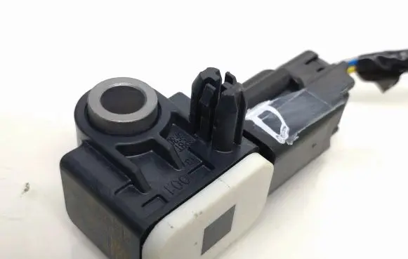 Ford Focus Airbag deployment crash/impact sensor AM5T14B342AA