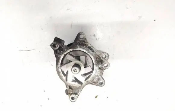 Toyota Avensis T250 Water pump