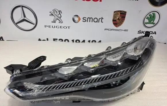 Toyota Corolla Cross Headlight/headlamp 16184 HASCO