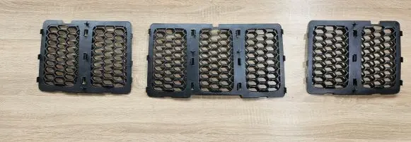 Jeep Grand Cherokee Front bumper upper radiator grill 68145204AB 68143128AD 68145205AD
