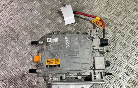Jaguar I-Pace Voltage converter inverter J9D314B227AD