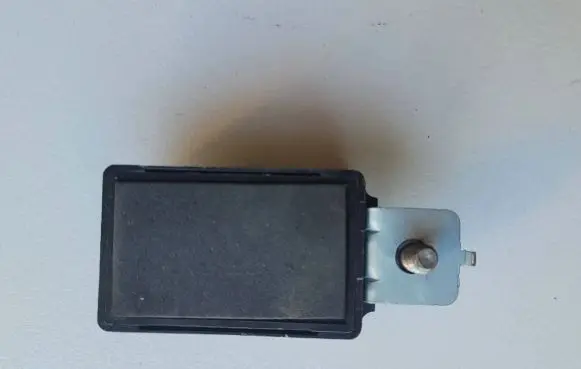 Hyundai Santa Fe Parking PDC sensor speaker 957104D011