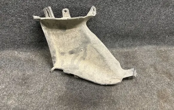 Chevrolet Camaro Intercooler air guide/duct channel 84078623