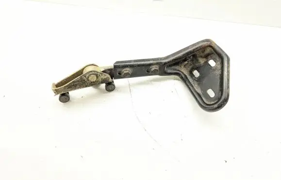 Mercedes-Benz Vito Viano W638 Sliding door lower roller guide/hinge A6387601747