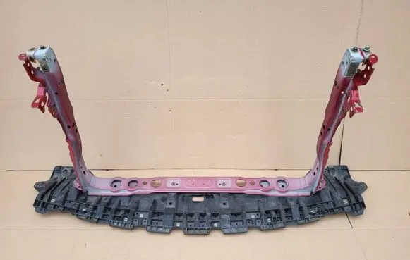 Toyota Prius (XW30) Radiator support slam panel