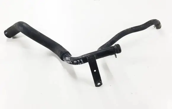 Chevrolet Captiva Engine coolant pipe/hose