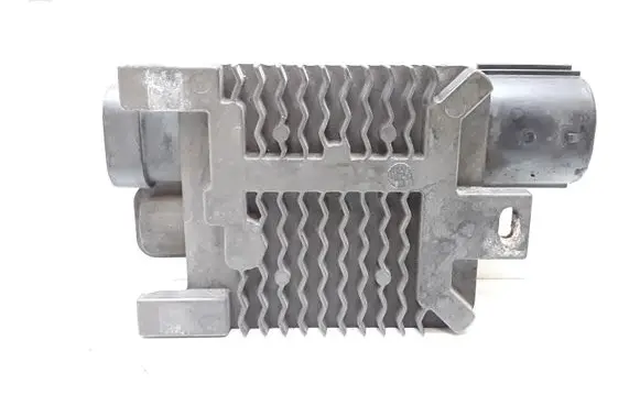 Volvo V70 Coolant fan relay 940009301