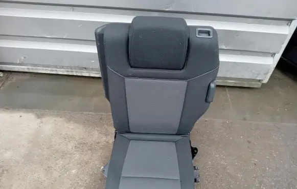 Opel Zafira B Third row seats 