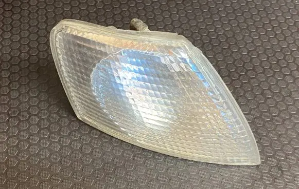 Volkswagen PASSAT B5 Front indicator light 084411516RF