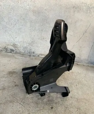 Volkswagen Touran III Brake pedal 5q1721058