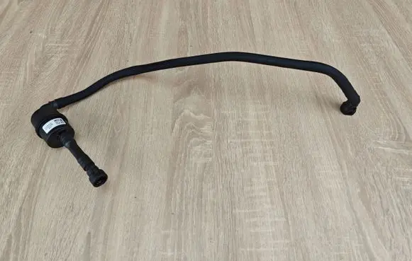 BMW 4 G22 G23 G24 G26 Breather/breather pipe/hose 13908663978