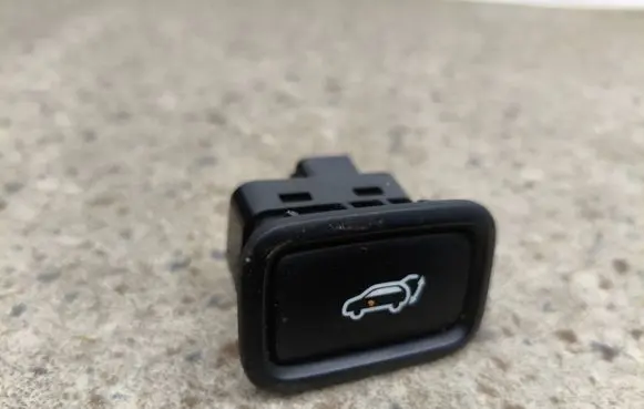 Hyundai Santa Fe Tailgate opening switch 120031295 2007291207 81880S1100