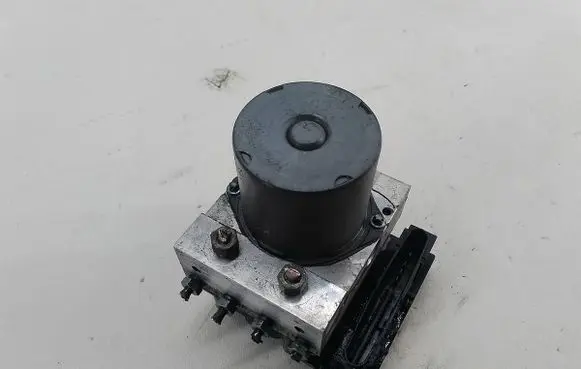 Mercedes-Benz A W169 ABS Pump A0064310812