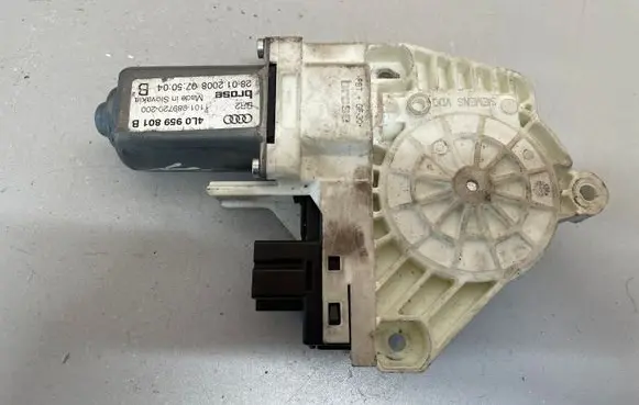Audi Q7 4L Front door window regulator motor 4L0959801B