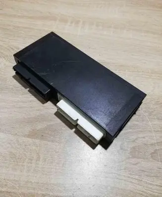BMW 5 E34 Comfort/convenience module 1384331