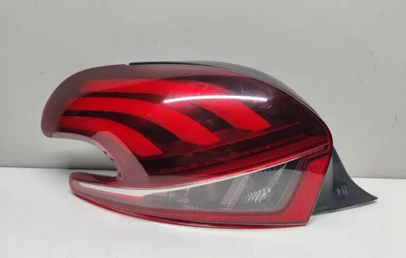 Peugeot 208 Rear/tail lights 9810343080