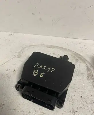 Volkswagen PASSAT B6 Turbo solenoid valve 3C0906625 400434F