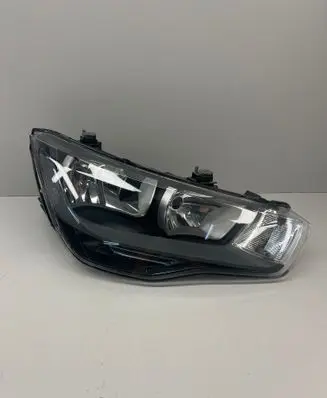 Audi A1 Headlight/headlamp 7000200000 8X0941004 101300095654
