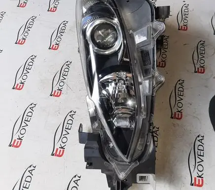 Mazda 3 III Headlight/headlamp B45A51040