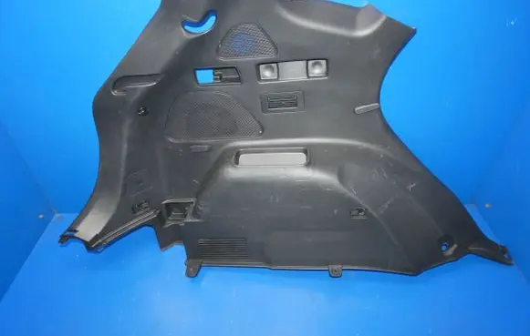 Hyundai Santa Fe Tailgate/trunk side cover trim 85731-2W500