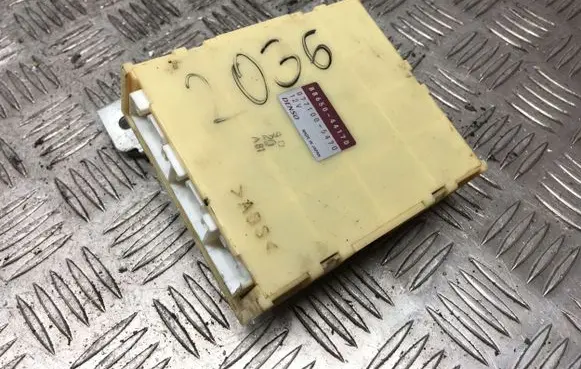 Toyota Avensis T220 Other control units/modules 8865044170 0771005470