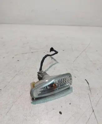 KIA Ceed Front fender indicator light 923033L1