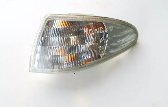 Ford Mondeo MK I Front indicator light 084311504 084311504L 084311504LF