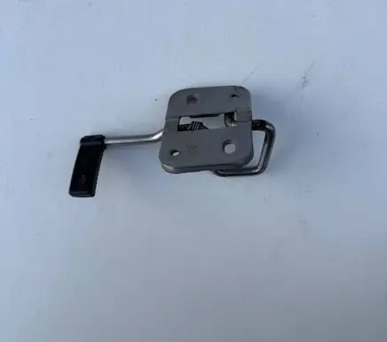 Volkswagen Polo V 6R Engine bonnet/hood lock/latch loop/hook 6R0823186C